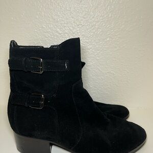 Chic Black Suede Ankle Boots